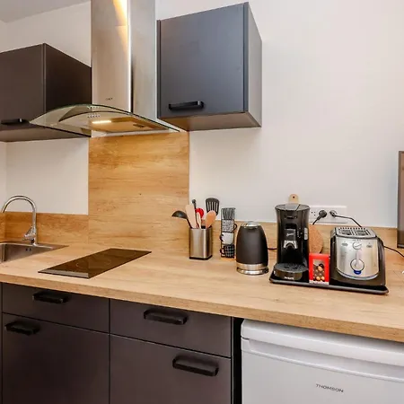 Le Marechal - Parking - Terrasse -